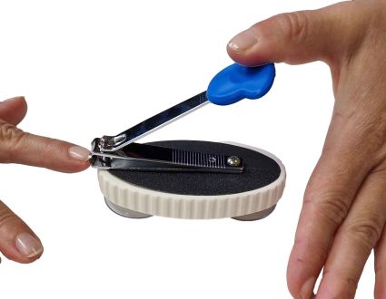 Nagelknipser mit Saugnäpfen